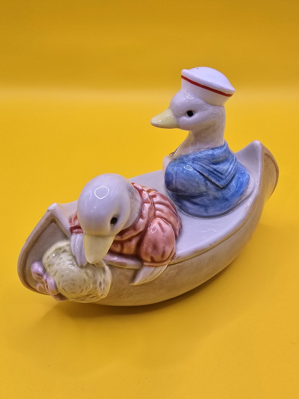 Vintage 60s OTAGIRI Japan 2 DUCKS in BOAT "Row Your Boat" Music Box